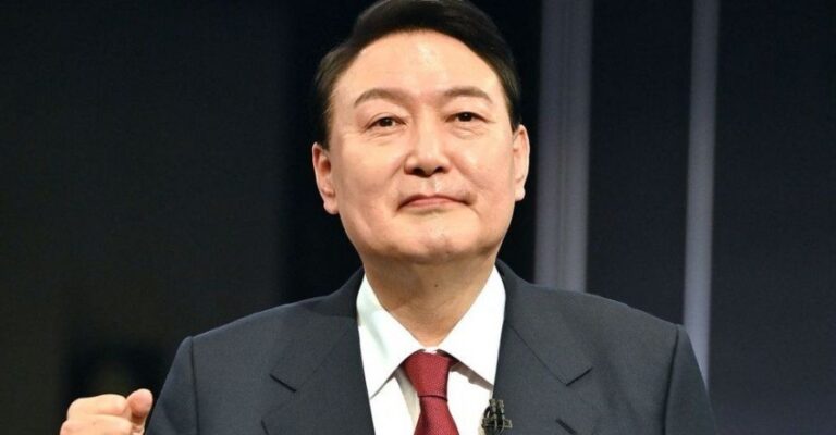 Yoon Suk Yeol