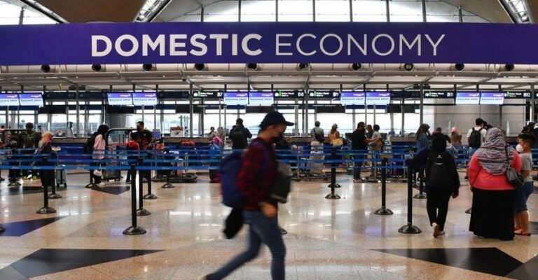 tourists entered Malaysia