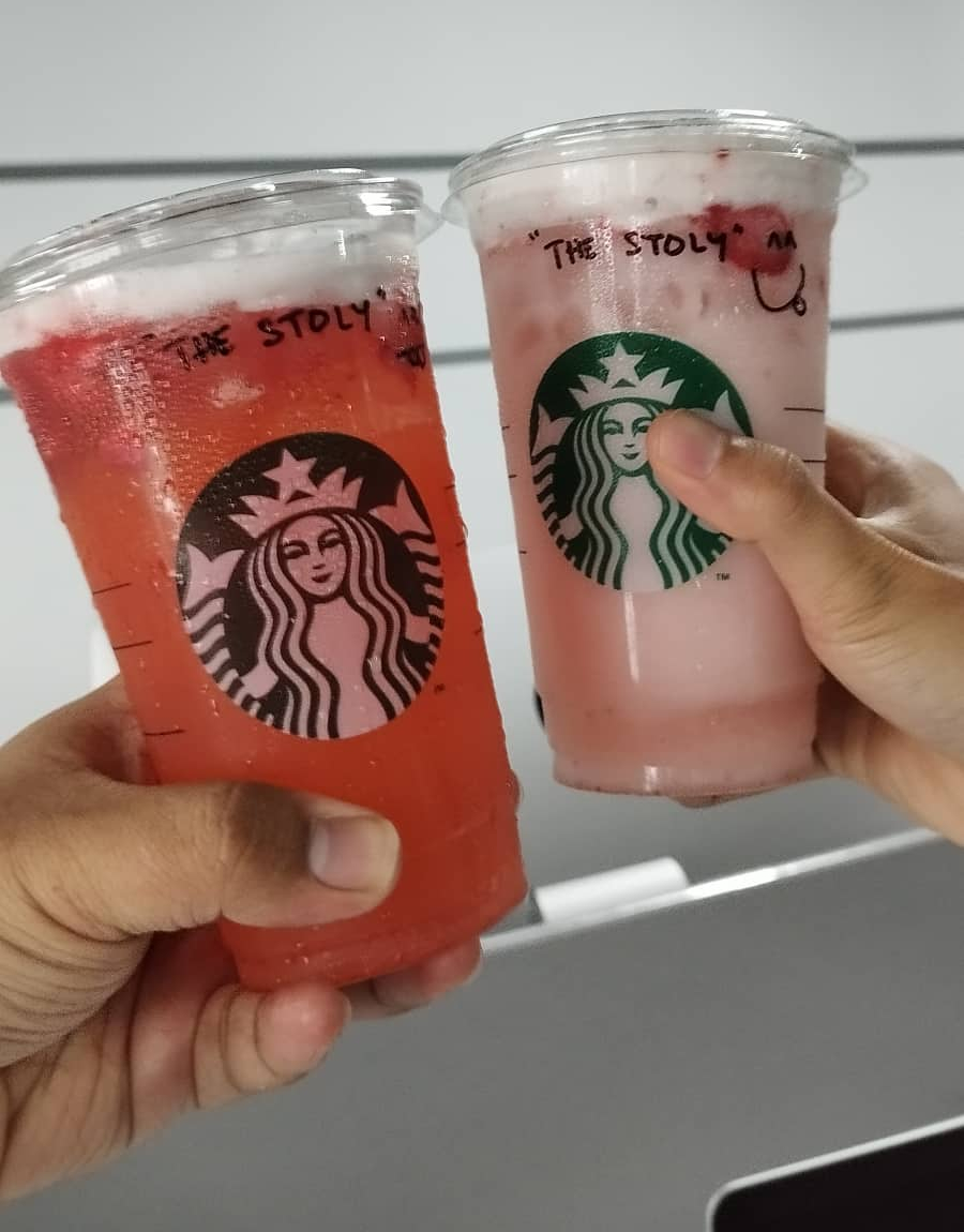 Starbucks Refreshers™