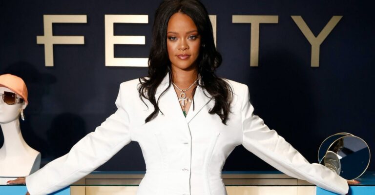 Rihanna net worth