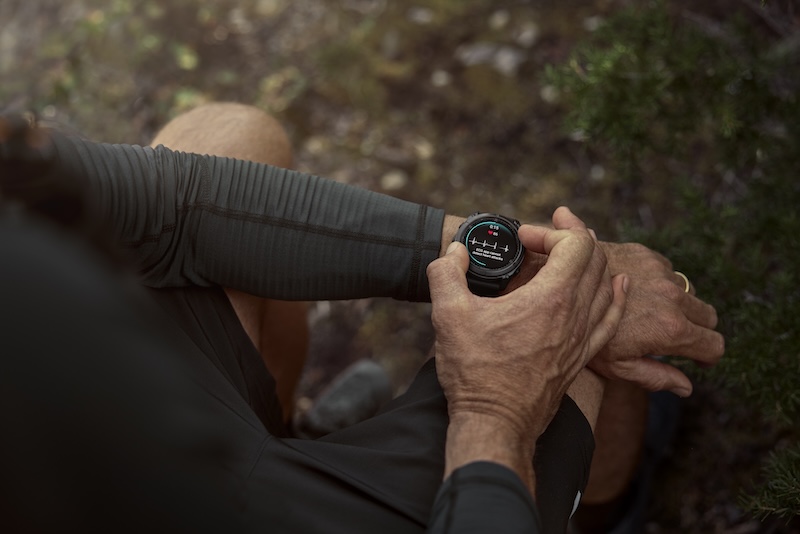 Fenix8MicroLED Lifestyle 3